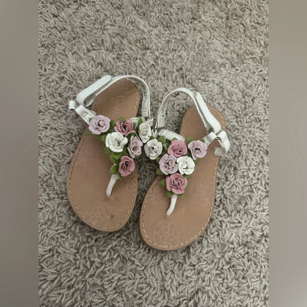 Floral little girl sandals size 8